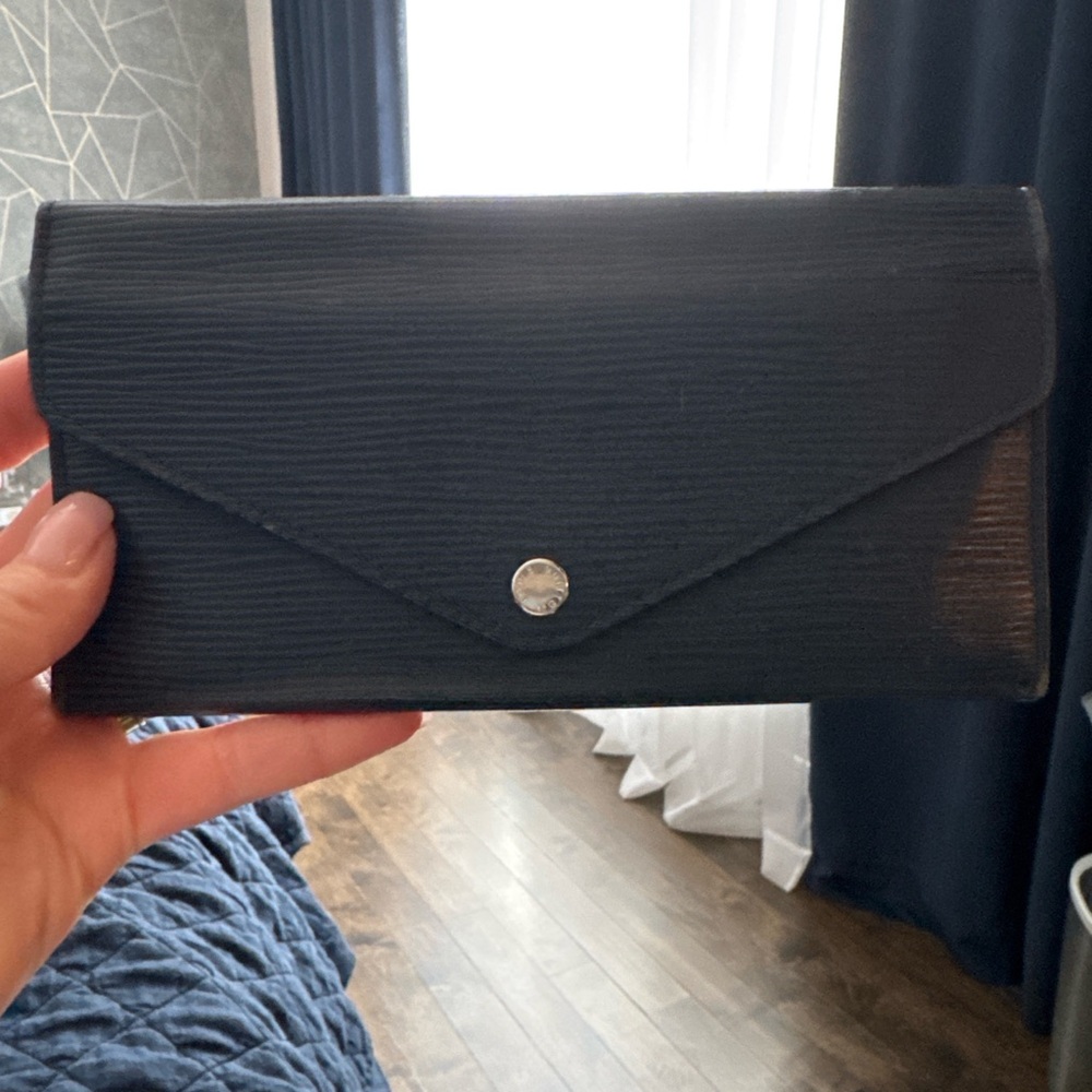 Louis Vuitton Navy Epi Leather Wallet